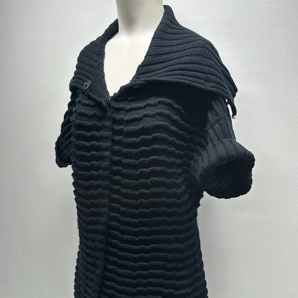 Lafayette 148 Cardigan Sweater Short Sleeve Merino Wool Knit Black Size Medium - Picture 6 of 10